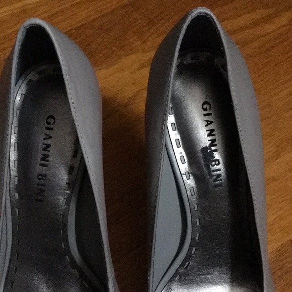 Gianni Bini Shoes Gianni Bini Platform Pumps Poshmark